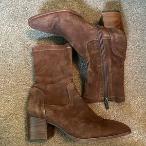 Aquatalia boots size 10